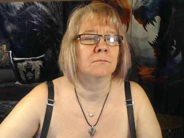 Model: 90dTitten