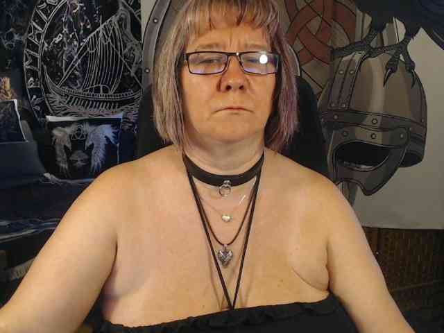 90dTitten webcam