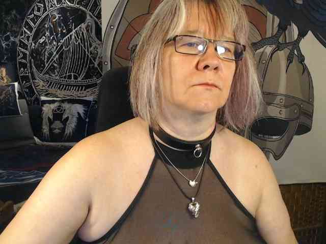 90dTitten webcam