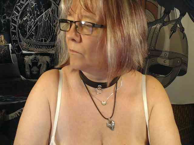 Model: 90dTitten