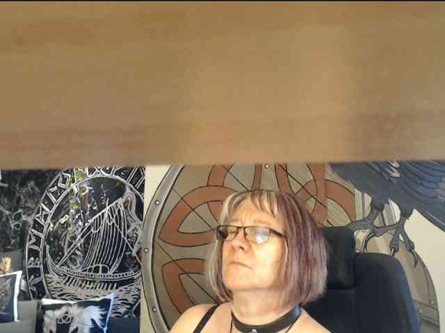 90dTitten webcam