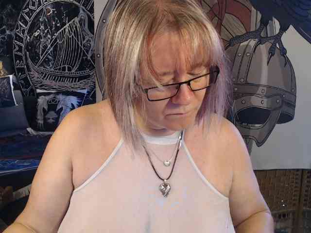 90dTitten webcam