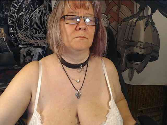 90dTitten webcam