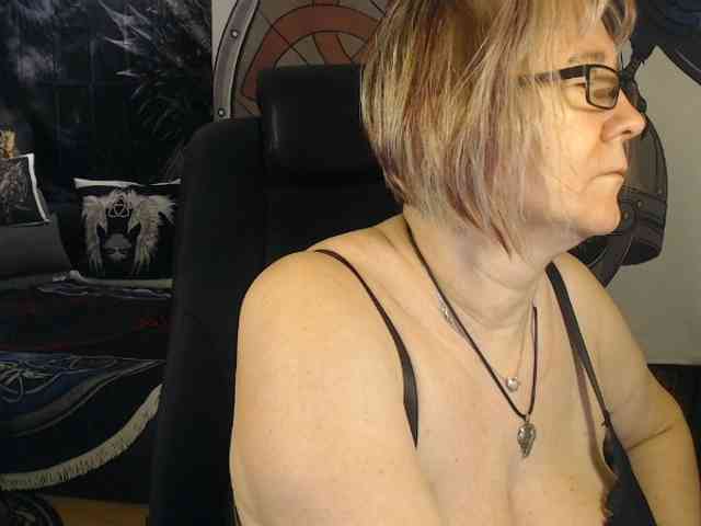 Model: 90dTitten