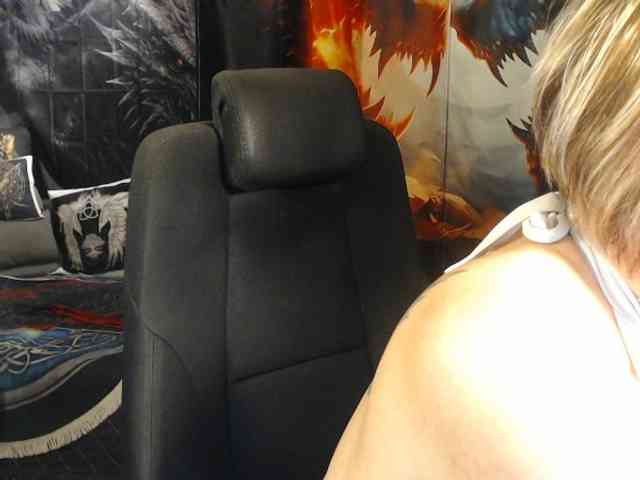 Model: 90dTitten