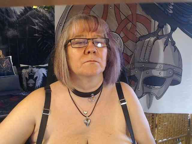 Model: 90dTitten