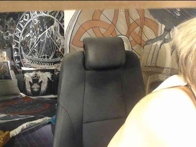 Model: 90dTitten