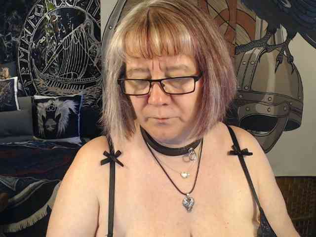 Model: 90dTitten