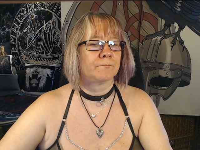90dTitten webcam