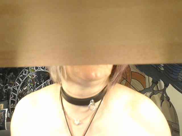 90dTitten webcam