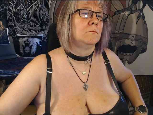 Model: 90dTitten
