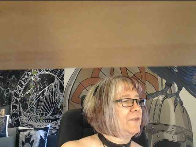 90dTitten webcam