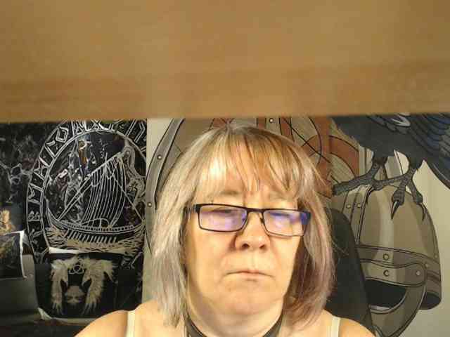 90dTitten webcam
