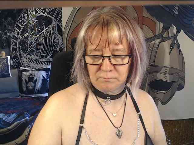 Model: 90dTitten