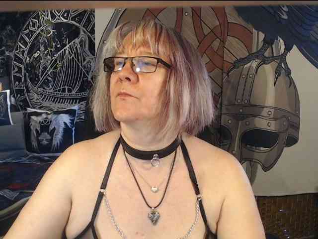 90dTitten webcam