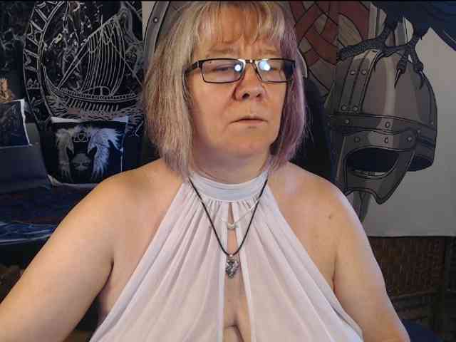 Model: 90dTitten