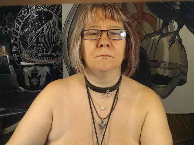 Model: 90dTitten