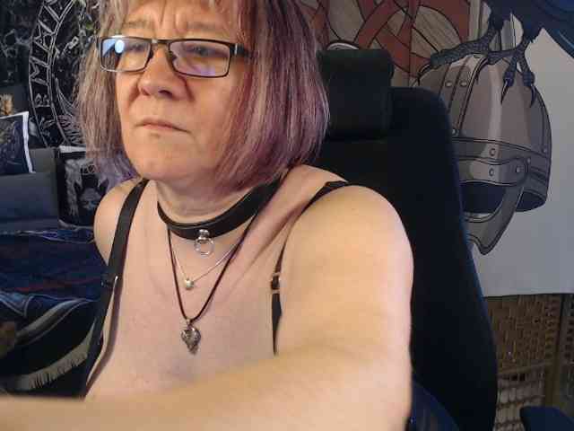 90dTitten webcam