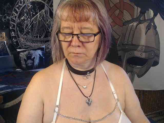 Model: 90dTitten