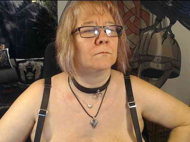 Model: 90dTitten