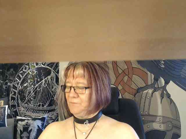 90dTitten webcam