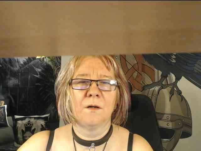 90dTitten webcam