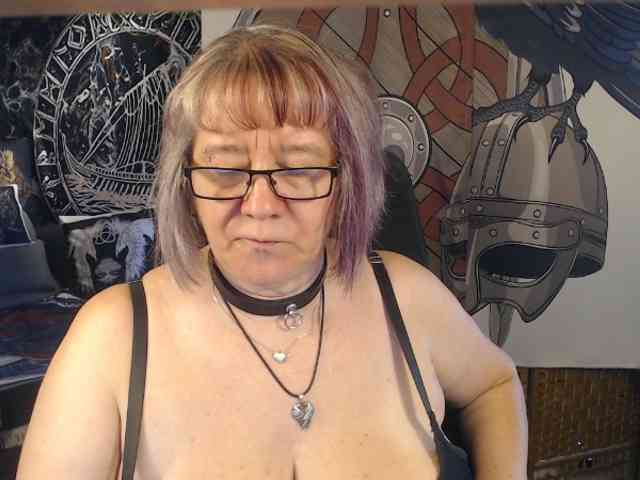 90dTitten webcam