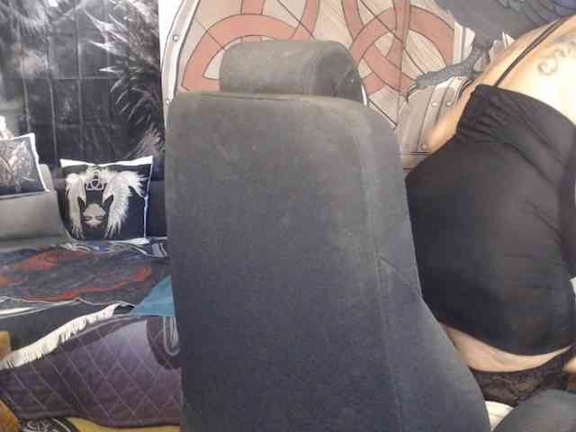 Model: 90dTitten