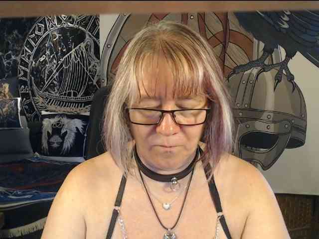 Model: 90dTitten