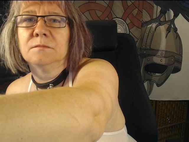 90dTitten webcam