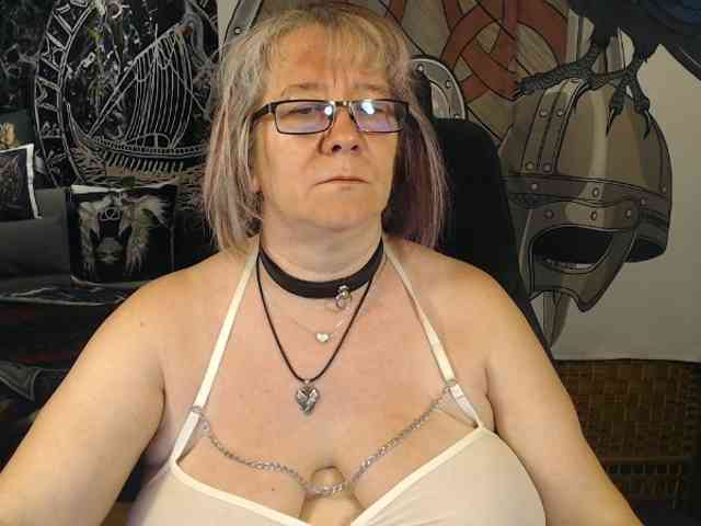 Model: 90dTitten