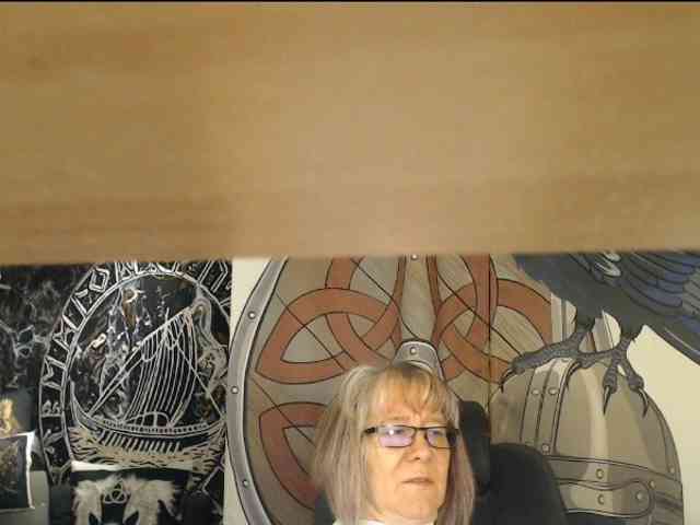 90dTitten webcam