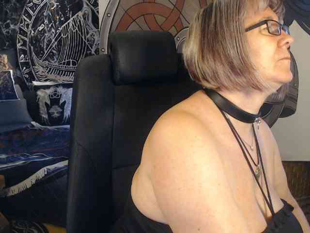 90dTitten webcam