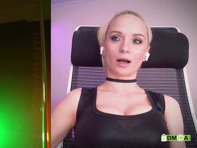 purple-love cam belle