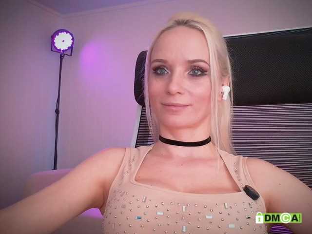 purple-love live cam on BongaCams