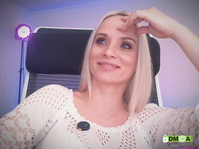 purple-love's BongaCams show and profile