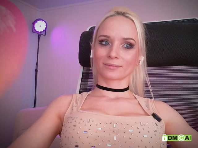 purple-love live cam on BongaCams