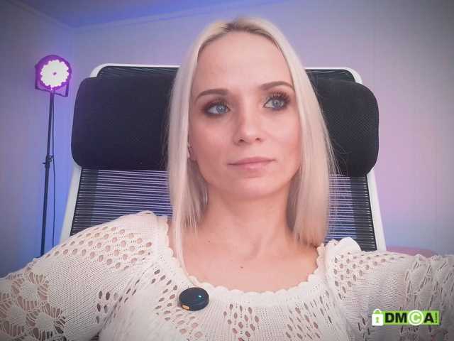 purple-love's BongaCams show and profile