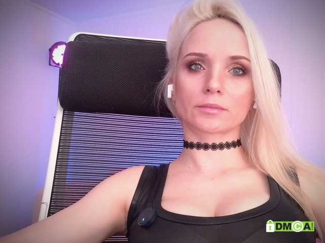 purple-love's BongaCams show and profile