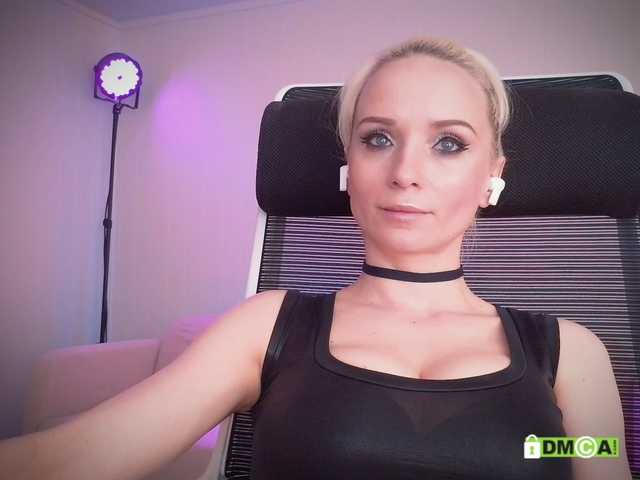 purple-love live cam on BongaCams