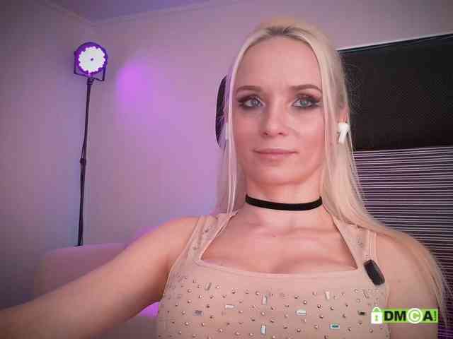 Model: Louise_Dance