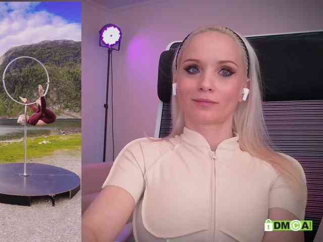 Louise_Dance webcam