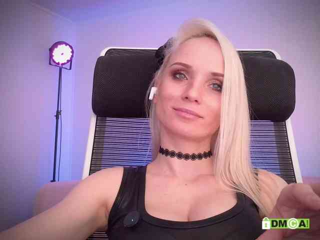 Louise_Dance webcam