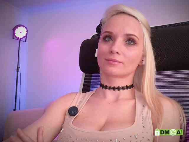 Louise_Dance webcam