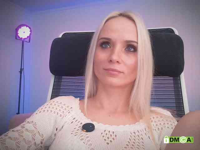 Louise_Dance webcam