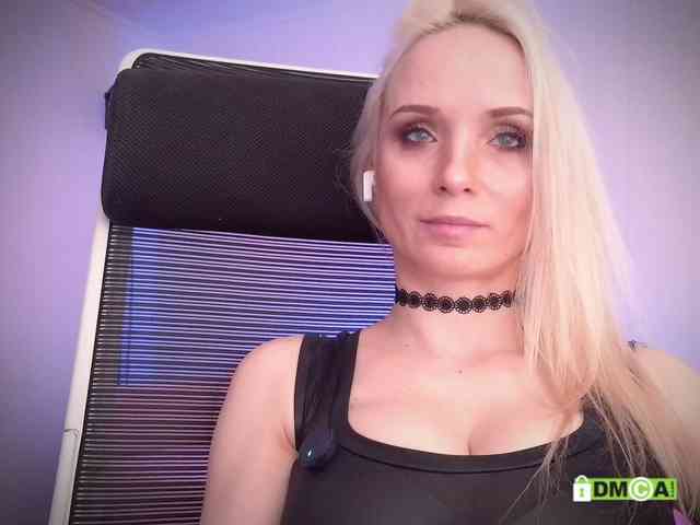 Louise_Dance webcam
