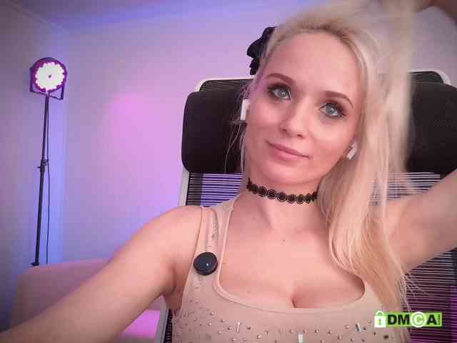 Louise_Dance webcam