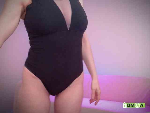 Louise_Dance webcam