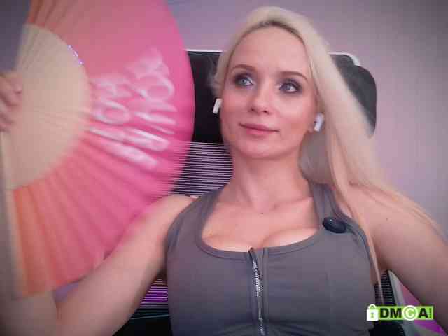 Louise_Dance webcam