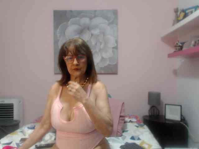 CindyCraw Live Webcam on BongaCams